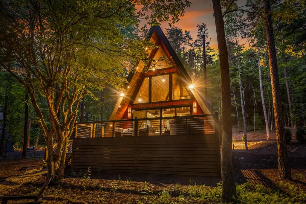 60 Magnolia Trail, Mccaysville, GA 30555
