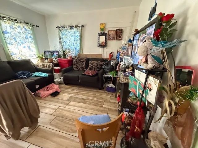 127 E 81st, Los Angeles, CA 90003