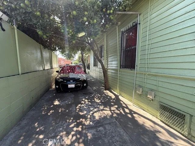 127 E 81st, Los Angeles, CA 90003