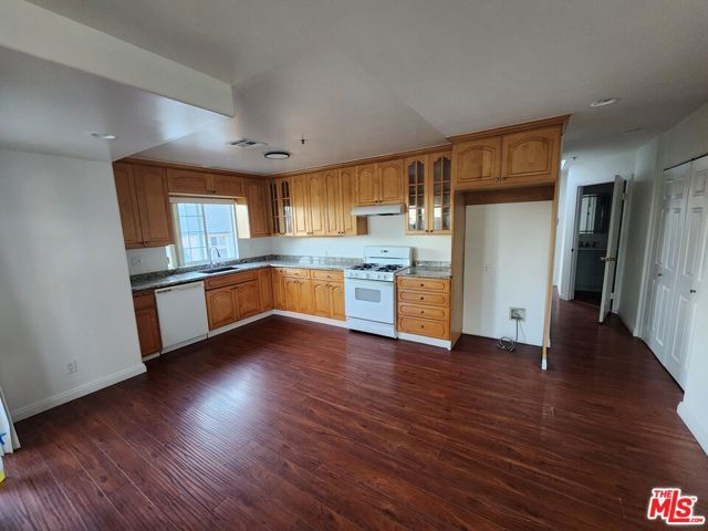 335 E Providencia Avenue, Burbank, CA 91502