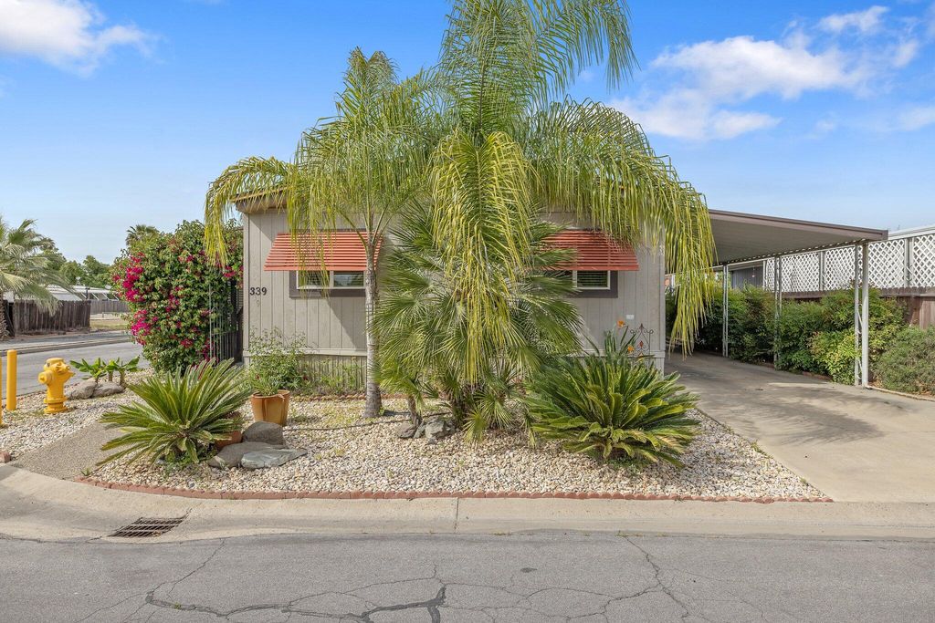 5505 W Tulare Avenue 339, Visalia, CA 93277