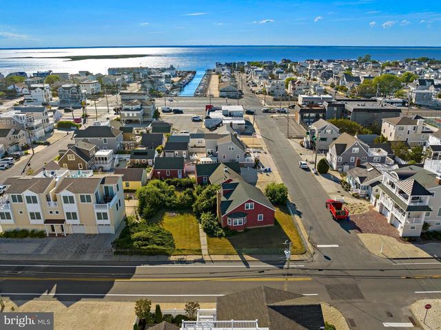 20 E SOUTH 33RD ST, Long Beach Township, NJ 08008