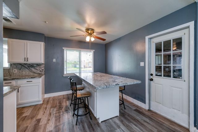 1732 S Whitney Avenue, Fresno, CA 93702