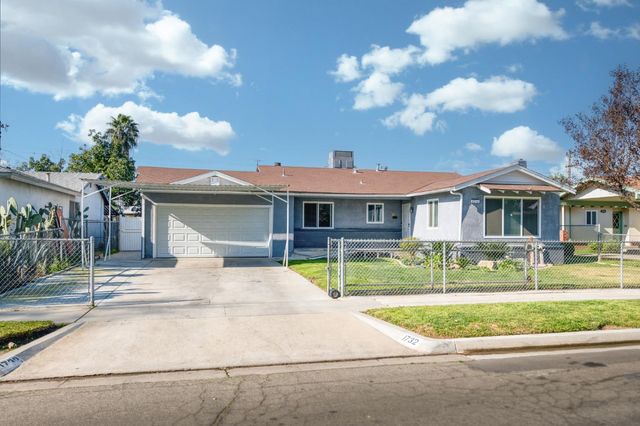 1732 S Whitney Avenue, Fresno, CA 93702