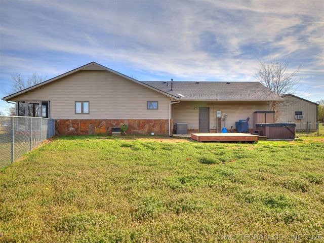 26 Sunshine Lane, Pryor, OK 74361