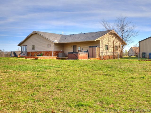 26 Sunshine Lane, Pryor, OK 74361