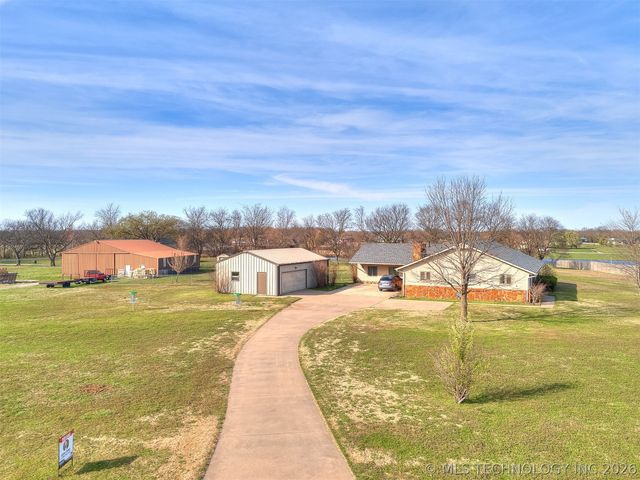 26 Sunshine Lane, Pryor, OK 74361