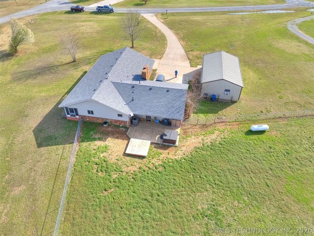 26 Sunshine Lane, Pryor, OK 74361