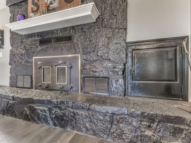 26 Sunshine Lane, Pryor, OK 74361