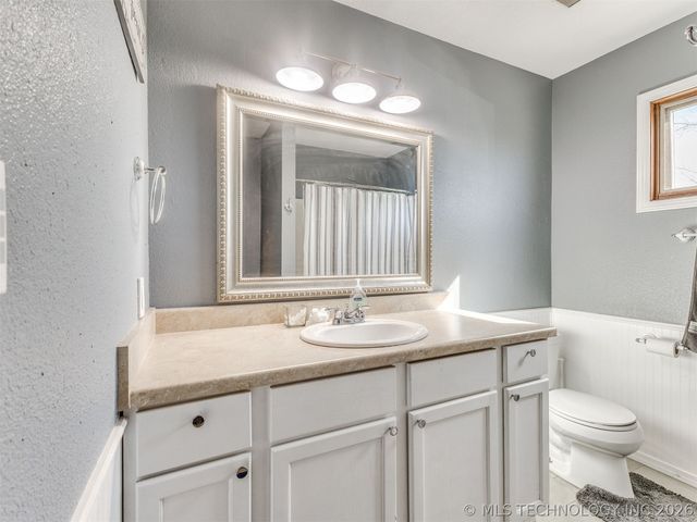 26 Sunshine Lane, Pryor, OK 74361