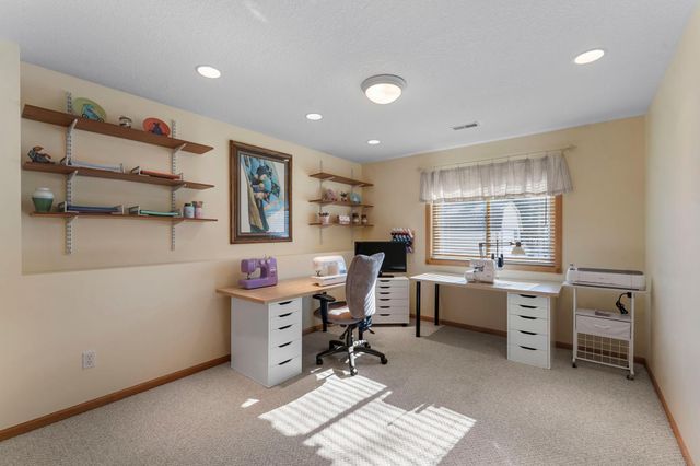 1150 Durango Point, Hugo, MN 55038