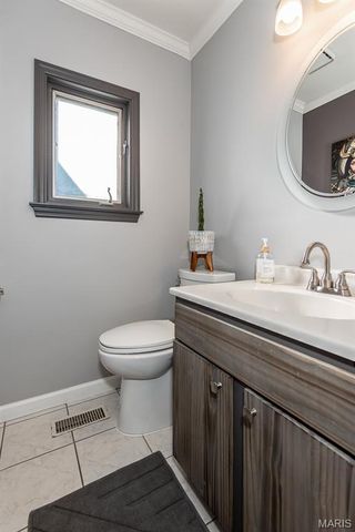 2536 Black Water Drive, St Louis, MO 63129