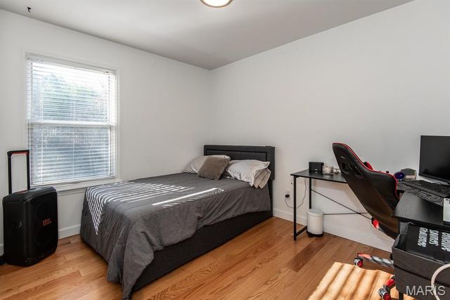 2536 Black Water Drive, St Louis, MO 63129