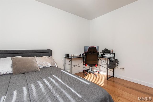 2536 Black Water Drive, St Louis, MO 63129