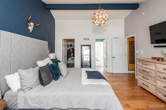 2536 Black Water Drive, St Louis, MO 63129