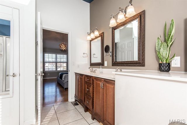 2536 Black Water Drive, St Louis, MO 63129