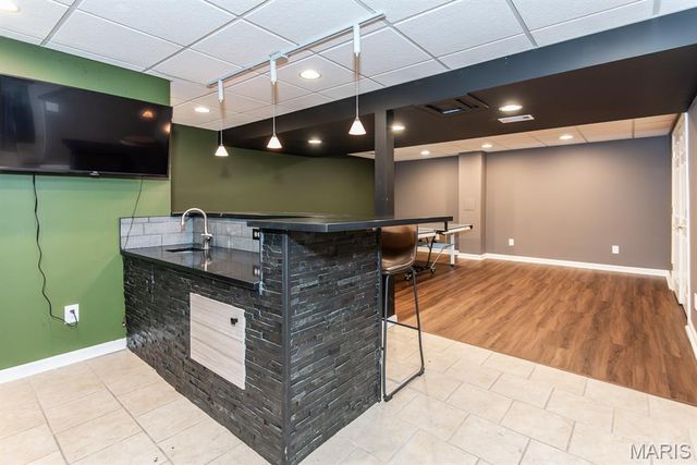 2536 Black Water Drive, St Louis, MO 63129