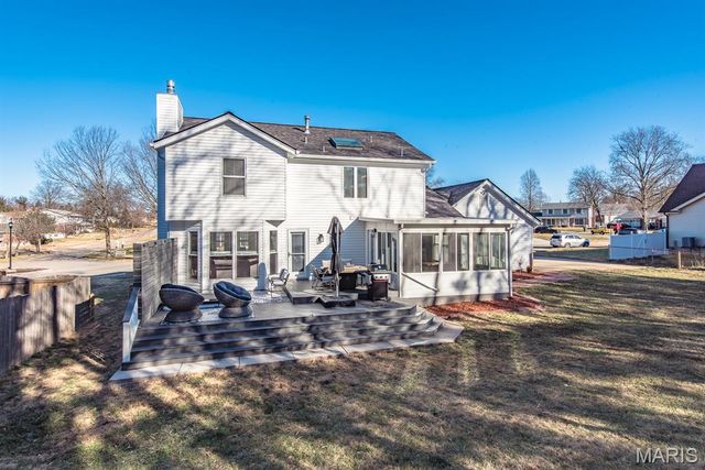 2536 Black Water Drive, St Louis, MO 63129