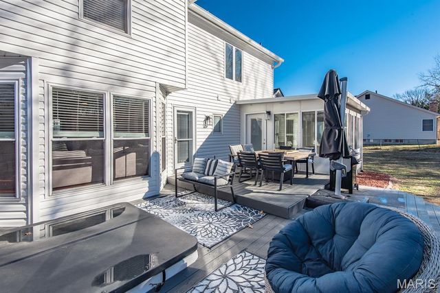 2536 Black Water Drive, St Louis, MO 63129