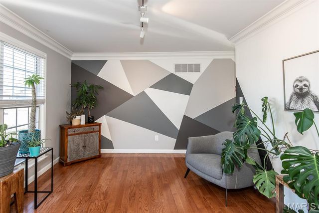 2536 Black Water Drive, St Louis, MO 63129