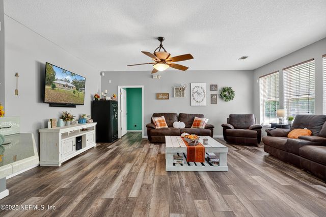 553408 US HIGHWAY 1, Hilliard, FL 32046