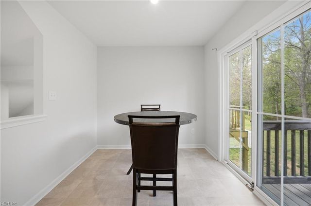 901 Lakeview CV, Smithfield, VA 23430