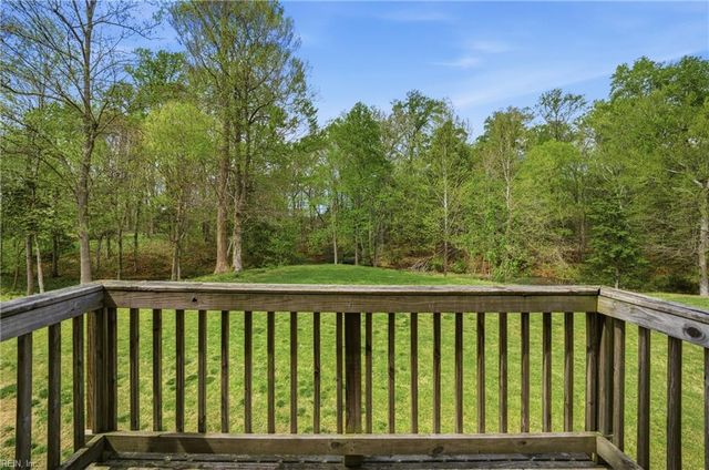 901 Lakeview CV, Smithfield, VA 23430