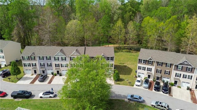 901 Lakeview CV, Smithfield, VA 23430