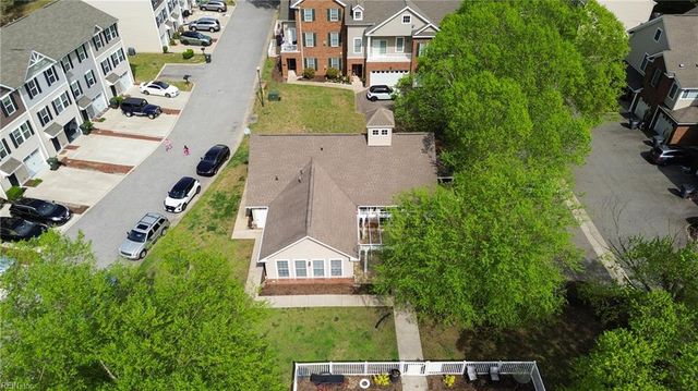901 Lakeview CV, Smithfield, VA 23430