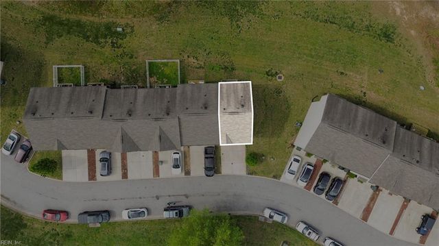 901 Lakeview CV, Smithfield, VA 23430