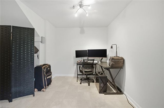 901 Lakeview CV, Smithfield, VA 23430