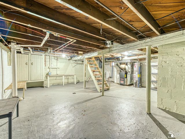 1288 Stewart Avenue, Lincoln Park, MI 48146