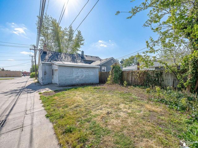 1288 Stewart Avenue, Lincoln Park, MI 48146
