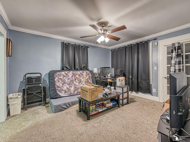 1288 Stewart Avenue, Lincoln Park, MI 48146