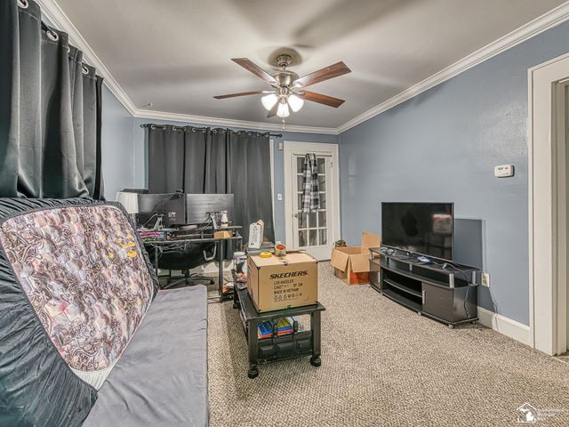 1288 Stewart Avenue, Lincoln Park, MI 48146