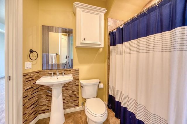 5623 Waters Landing Lane, Richmond, TX 77469
