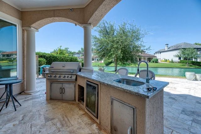 5623 Waters Landing Lane, Richmond, TX 77469