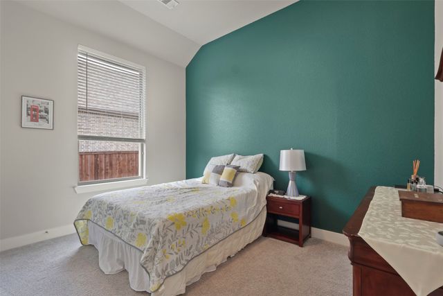 1201 Bluestem Drive, Aubrey, TX 76227