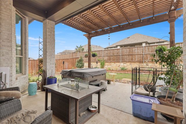 1201 Bluestem Drive, Aubrey, TX 76227