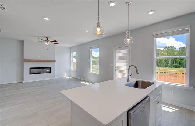24 Camellia Drive, Fairburn, GA 30213