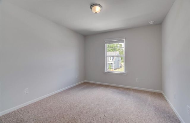 24 Camellia Drive, Fairburn, GA 30213