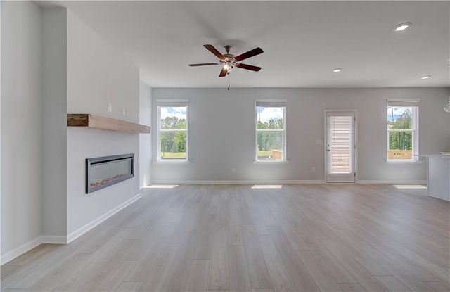 24 Camellia Drive, Fairburn, GA 30213