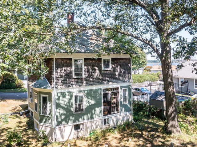12 Manton Street, Warwick, RI 02818