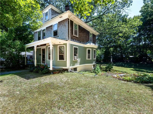 12 Manton Street, Warwick, RI 02818