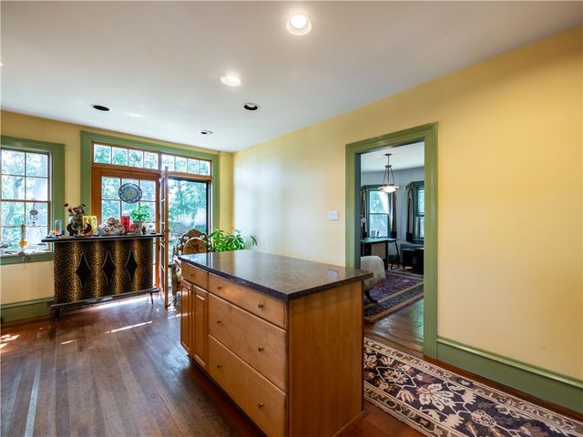 12 Manton Street, Warwick, RI 02818