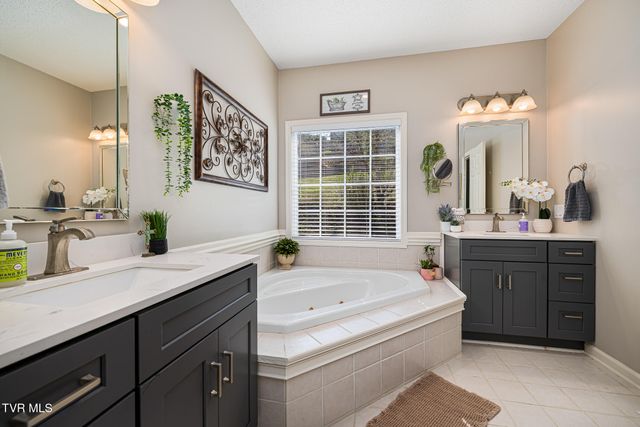 372 Parker Lane, Kingsport, TN 37660