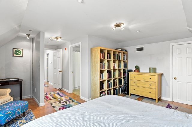 190 Summer Street 403, Malden, MA 02148