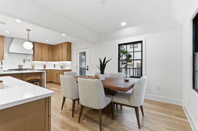 206 Cherokee Rd, Nashville, TN 37205