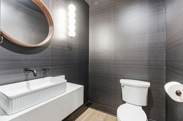 206 Cherokee Rd, Nashville, TN 37205