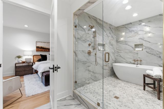 206 Cherokee Rd, Nashville, TN 37205